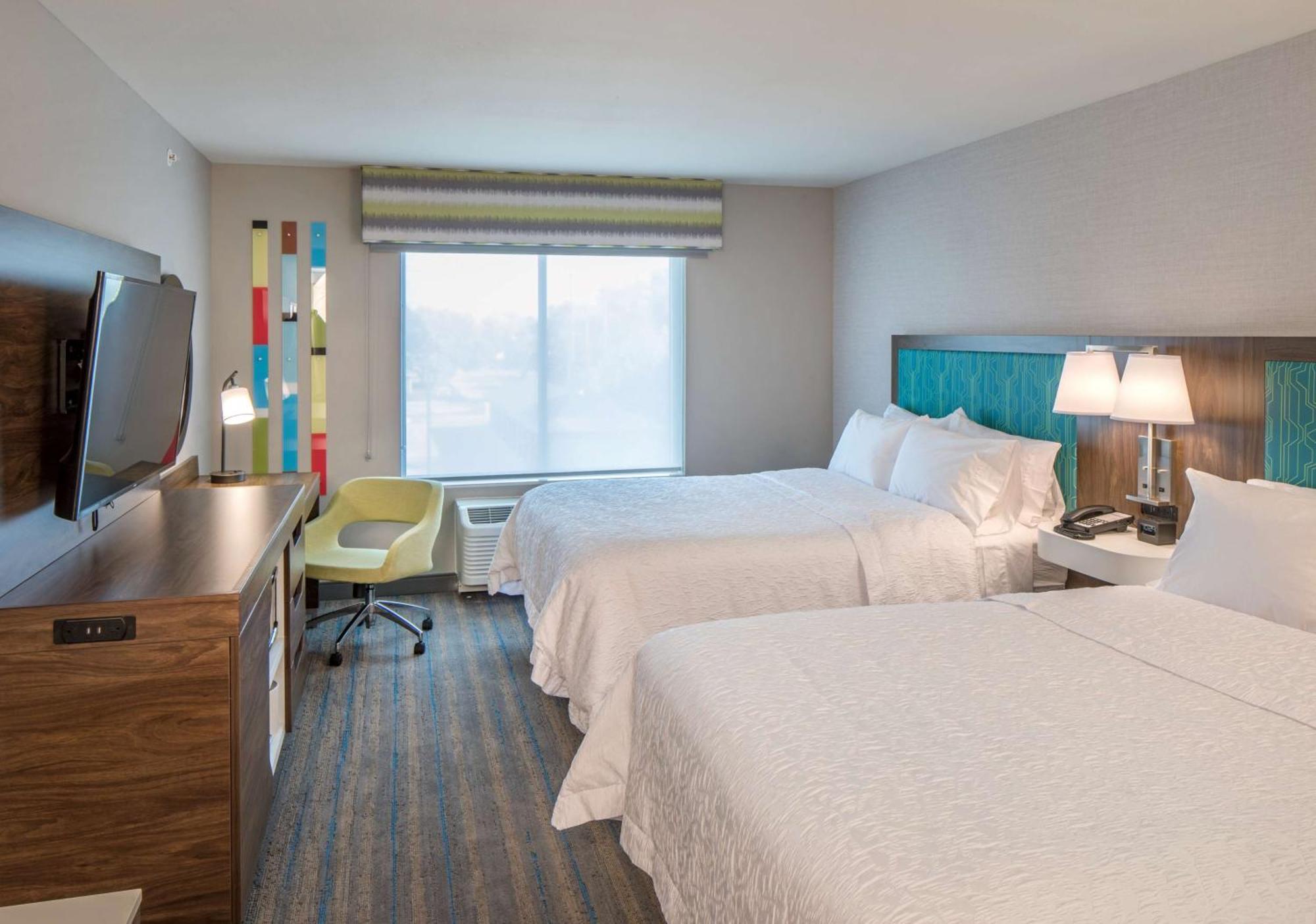 Hampton Inn コロンバス エクステリア 写真